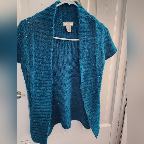 #050 Arizona Small Open Front Short Sleeve Cardigan - Picture 6 of 12